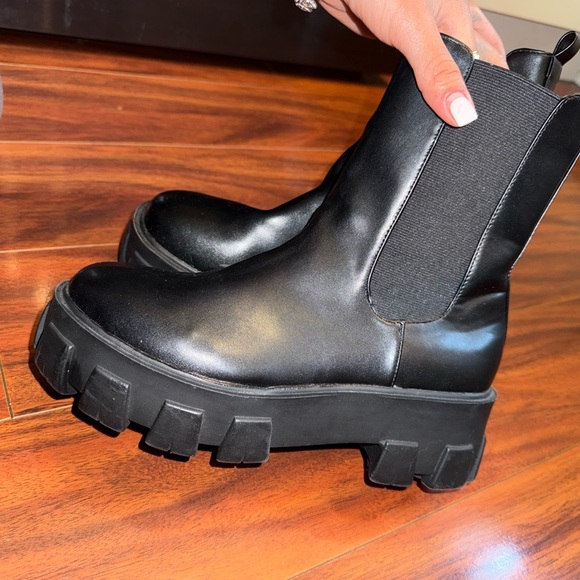 Black Chunky Platform Ankle Boots mslola - Picture 1 of 7